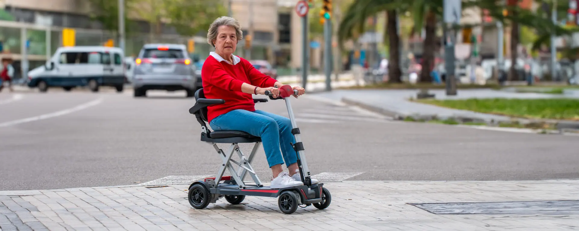 scooter plegable totalcare formentera foto modelo 02 1920x768 1