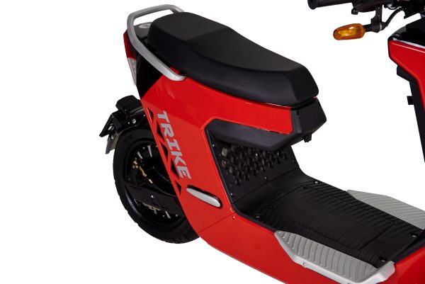 red 12